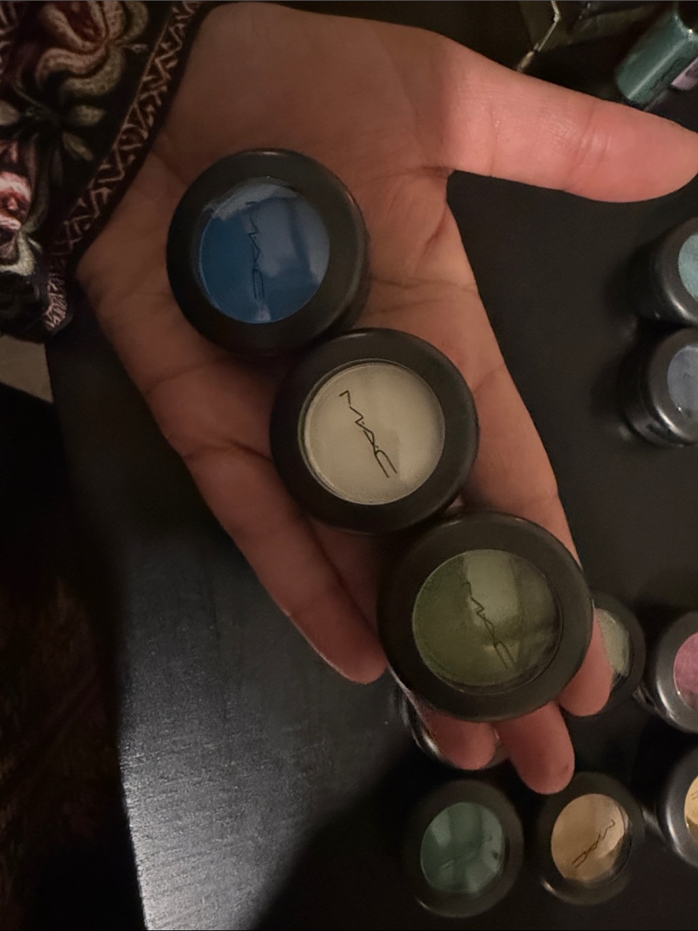 MAC Cosmetics Single Eyeshadow Trio – Blue, White, Green